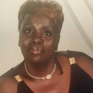 Meet your Posher, Cynthia